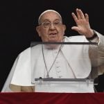 Papa Francisco segue com tratamentos, oxigenação e quadro continua complexo