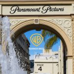 Paramount tenta destravar fusão com Warner para assumir TNT e avançar nos esportes