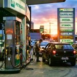 Governo usará verba federal para barrar alta e baratear gasolina e diesel