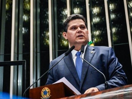 Senado aprova isenção do Imposto de Renda para quem ganha até 2 salários mínimos