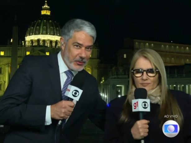 Público estranha comportamento de Ilze Scamparini com William Bonner ao vivo no JN