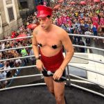 Ex-RBD Christian Chávez arrasta multidão em bloco de  Carnaval no Rio