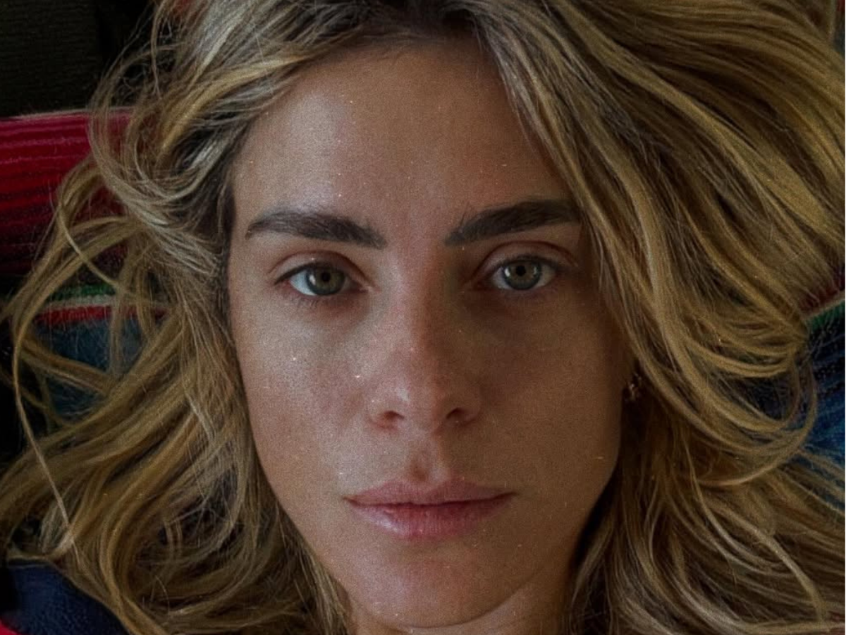 Crédito: Reprodução Instagram @loracarola