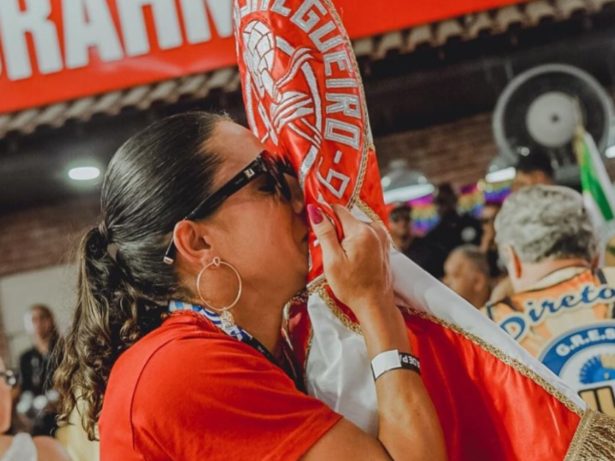 Assumindo posto na Viradouro, porta-bandeira Marcella Alves confirma saída do Salgueiro
