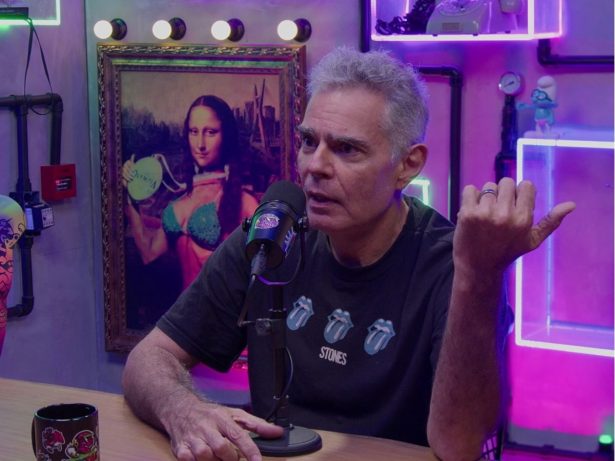 Nizo Neto rebate críticas ao remake da “Escolinha do Professor Raimundo”: “É uma paródia”