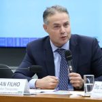 Ministro de Lula, Renan Filho defende reduzir penas de golpistas considerados “boi de piranha”
