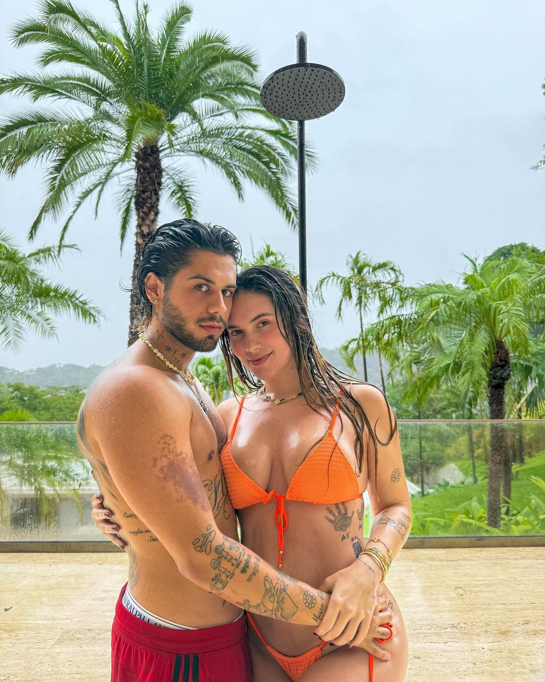 Zé Felipe e Virginia em um dia de lazer