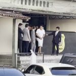 Réu por tentativa de feminicídio, cantor João Lima deixa prisão após decisão da Justiça