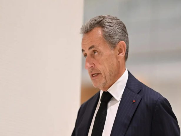 Ex-presidente da França, Sarkozy é condenado a cinco anos de prisão