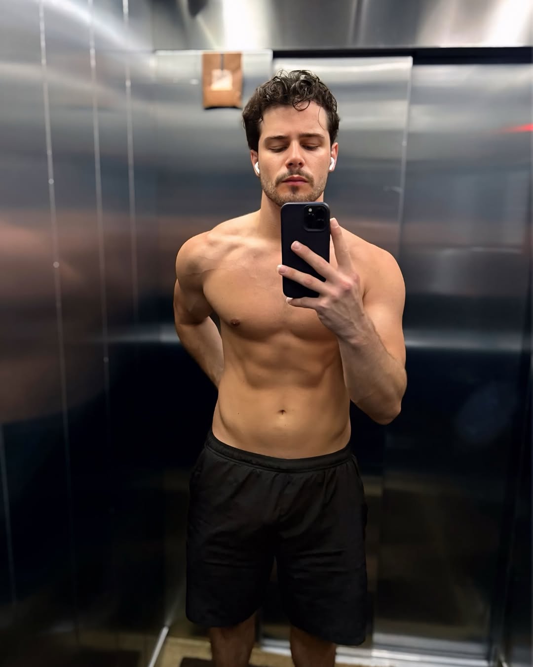 Crédito: Reprodução Instagram @felipecavalliere