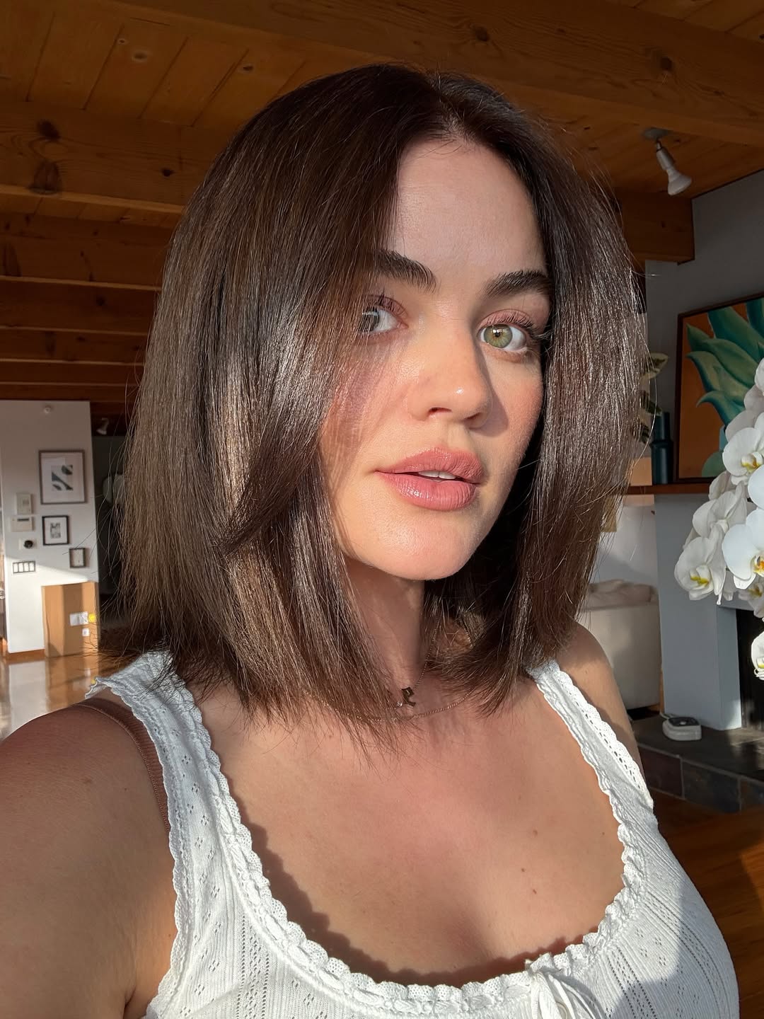 Reprodução/Instagram @lucyhale Reprodução/Instagram @lucyhale