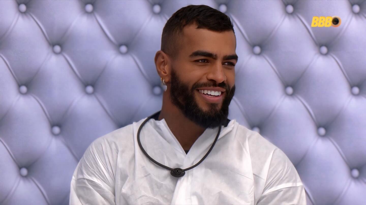 Rikardo Negro, que desistiu do Quarto Branco no "BBB26" é aposta da Record para "A Fazenda 18" / Foto: Reprodução @rikardonegro Rikardo Negro, que desistiu do Quarto Branco no "BBB26" é aposta da Record para "A Fazenda 18" / Foto: Reprodução @rikardonegro