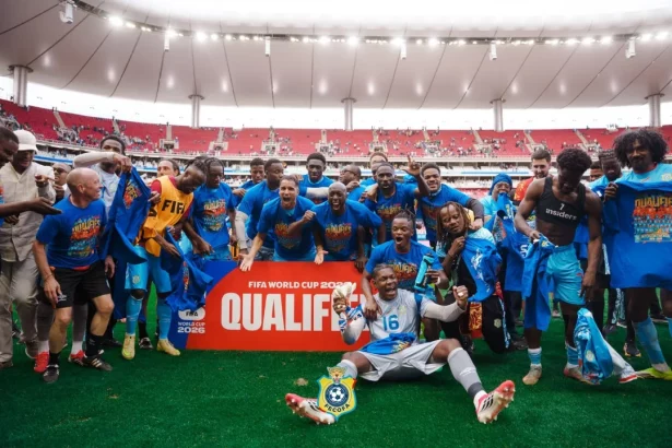 Epidemia de Ebola faz seleção da RD Congo cancelar preparação para Copa no país