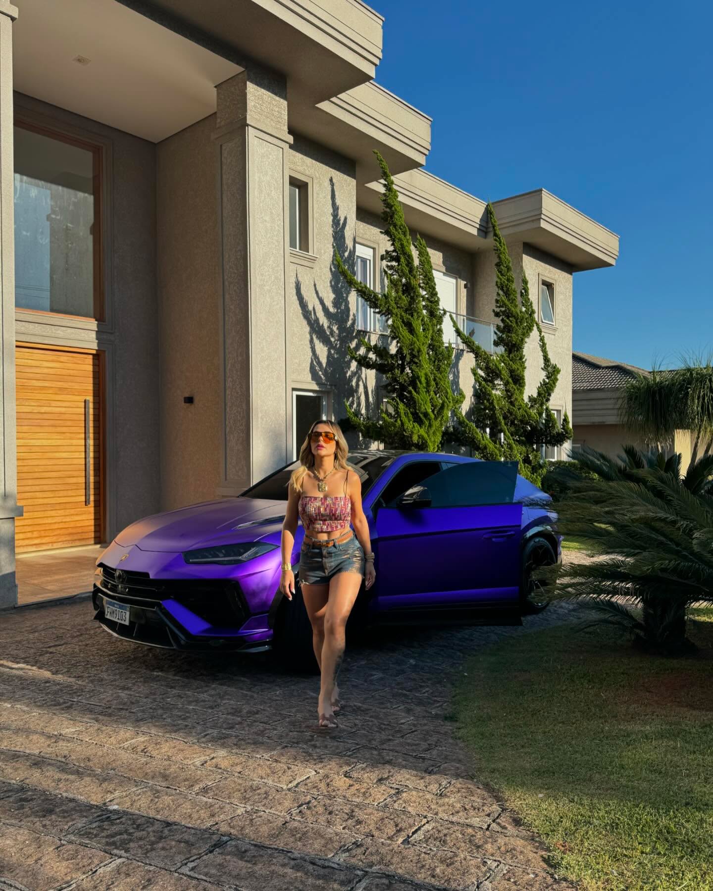 Lamborghini Urus avaliada em R$ 3 milhões vendida por Deolane e irmã é alvo de processo na Justiça após veículo ser apreendido / Foto: Reprodução Instagram @deolane