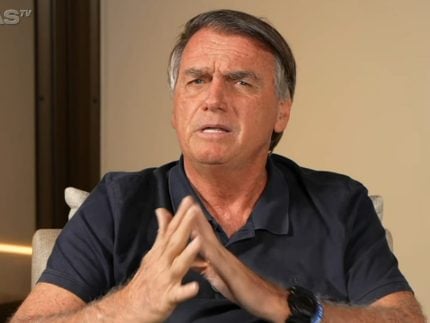 Bolsonaro contesta PGR e menciona Eduardo nos EUA “Se voltar, está preso”