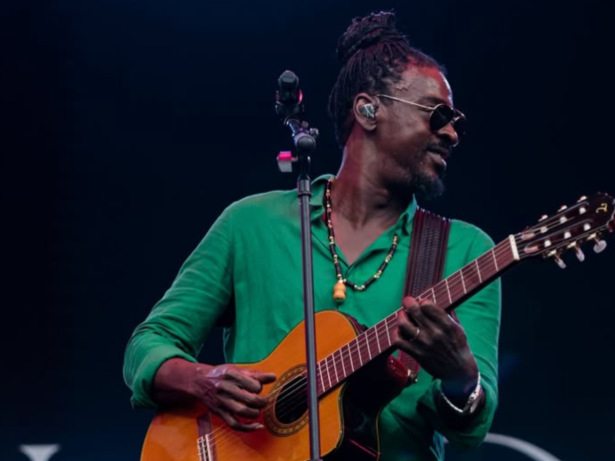 Seu Jorge relembra a morte do irmão e período em situação de rua: “Eu era invisível”