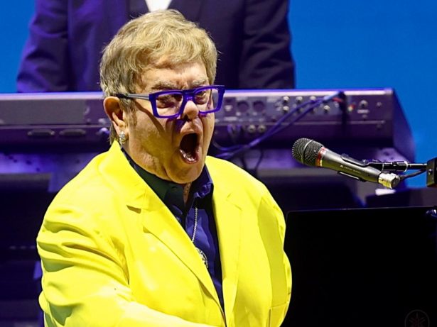 Rock in Rio: Saiba por que Elton John deixou o Brasil em cadeira de rodas após show