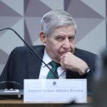 PGR recomenda prisão domiciliar para Augusto Heleno por idade avançada