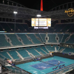 Duelo entre João Fonseca e Alcaraz sofre atraso após chuva em Miami