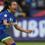 FIFA torna obrigatória presença de mulheres nas comissões técnicas do futebol feminino