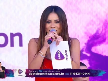 Teleton 2024: Grávida, Lexa diverte público e usa perrengue para pedir doações