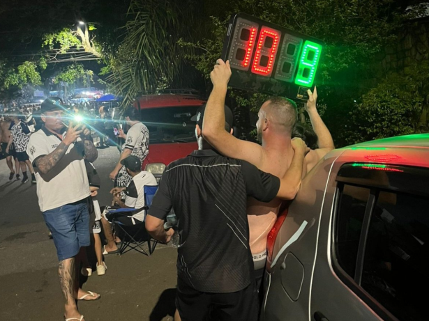 Placa de substituição é achada com torcedor após invasão no título da Série C da Ponte Preta