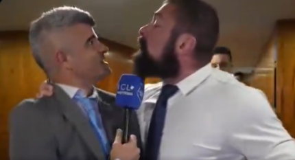 Deputado Paulo Bilynskyj ameaça jornalista nos corredores da Câmara. Veja