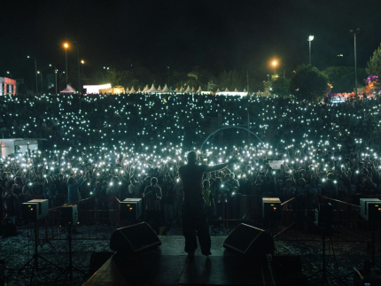 Turnê de MC Daniel em Portugal reúne 60 mil fãs e tem shows esgotados