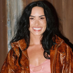 Lovatics ansiosos! Novo álbum de Demi Lovato deve ser lançado somente em 2026