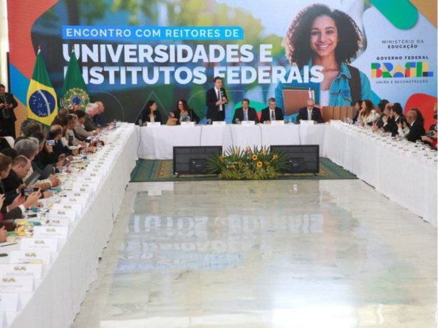 Governo Federal libera R$ 300 milhões para universidades e institutos federais