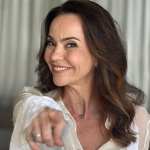 Atriz de “Chiquititas” desabafa após diagnóstico de câncer de pele