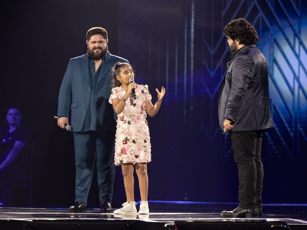 Gravação do DVD de 20 anos da dupla César Menotti e Fabiano tem momento de emoção com a apresentação de Juju Menotti, filha de 11 anos de Fabiano (Divulgação)