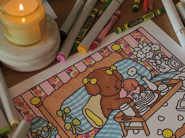 Colorir está na moda! Psicóloga explica como a prática ajuda crianças e adultos