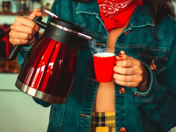 Café pode ajudar mulheres a envelhecer com mais saúde, aponta pesquisa