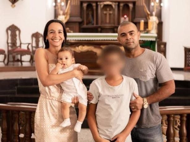 Adolescente é apreendido após confessar ter matado os pais e o irmão de 3 anos no RJ