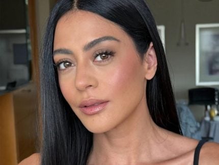 Sem retoques: veja as famosas que apostam no visual natural como Carol Castro