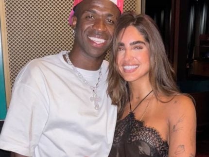 Vinícius Jr. sofre novos ataques racistas após foto com influenciadora venezuelana