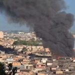 Mulher morre após se recusar a deixar imóvel durante incêndio em comunidade de Santos