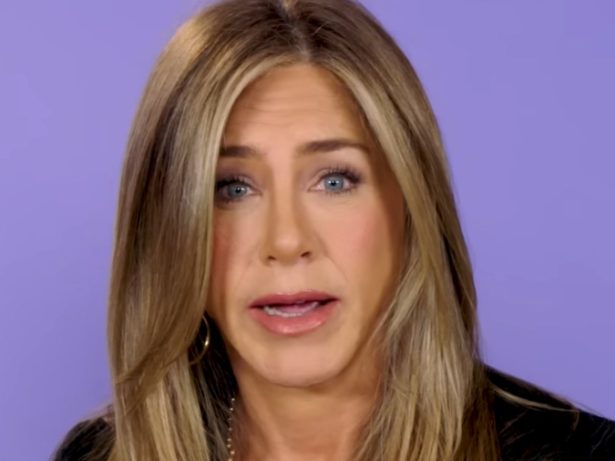 Jennifer Aniston desabafa sobre infertilidade e revela por que nunca quis adotar