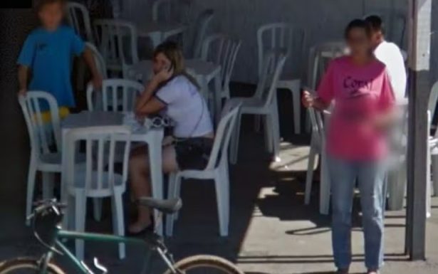Marília Mendonça aparece em imagem de 2011 no bar da mãe, capturada pelo Google