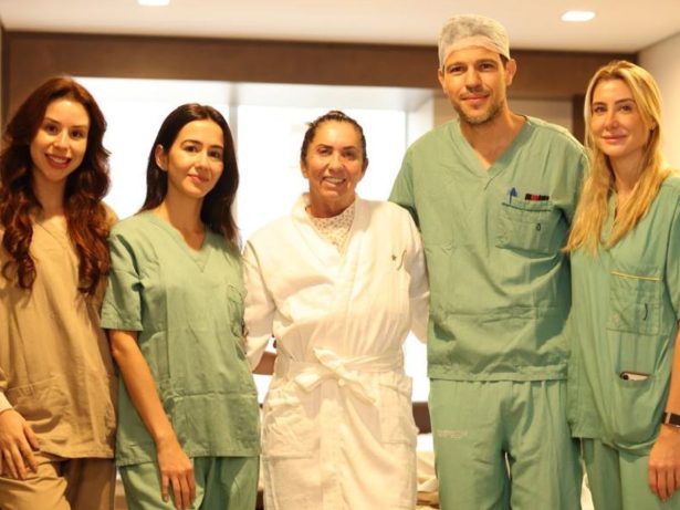 Virginia mostra antes e depois das cirurgias plásticas da mãe, Margareth Serrão