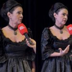 Claudia Ohana reflete sobre os 60 anos e desafia o etarismo: “Estou na pista”