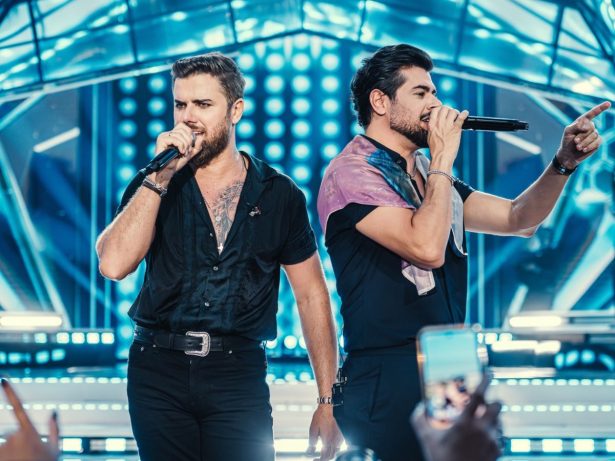Zé Neto & Cristiano disponibilizam primeira parte do DVD “Vocês & Deus”