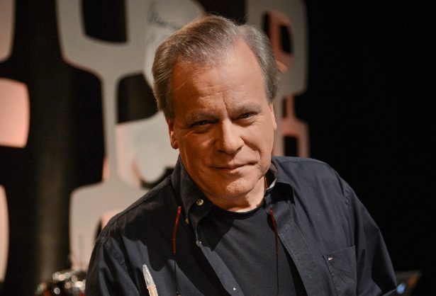 Ex-âncora da Globo, Chico Pinheiro revela diagnóstico de câncer e desabafa: “Ouvia e chorava”