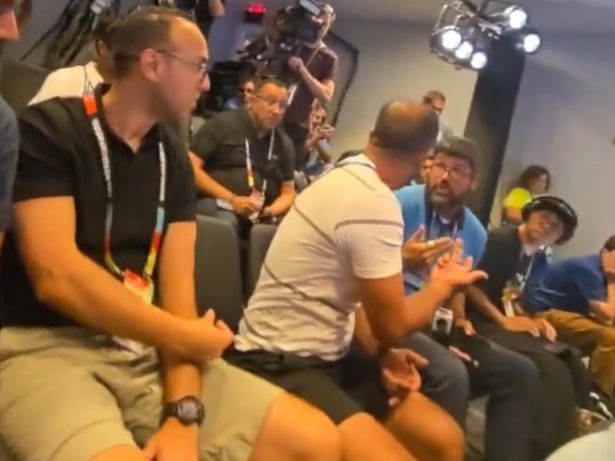 Marcelo Courrege protagoniza discussão e interrompe coletiva da seleção de Marrocos