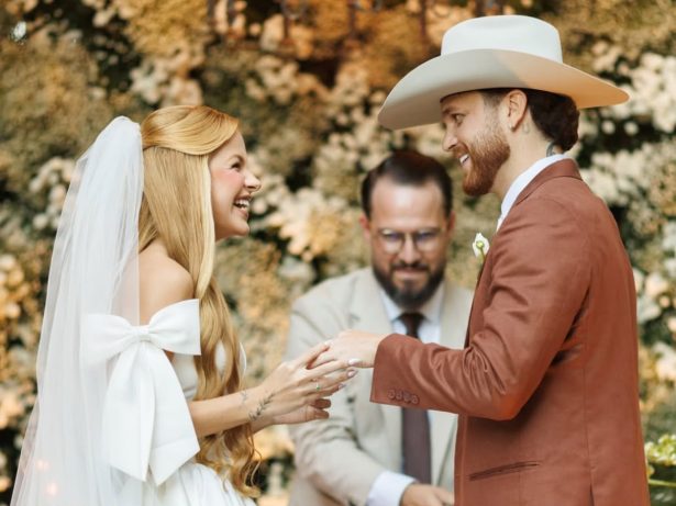 Gustavo Tubarão faz piadas em votos de casamento com Jade e divide opiniões na internet