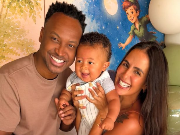 Thiaguinho e Carol Peixinho celebram 11 meses de Bento com festa temática de livros