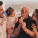 Filha de Camila Queiroz e Klebber Toledo conhece “cupido” do casal, Ary Fontoura