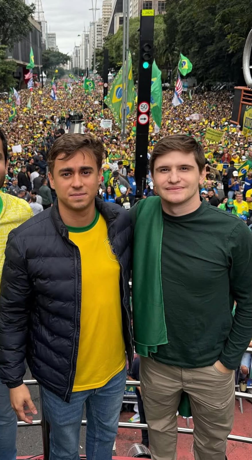Instagram/@lucaspavanato