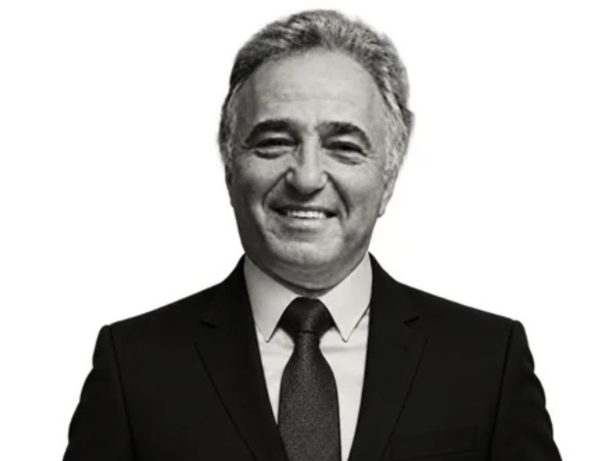 Família de Jorge Mitre enfrenta denúncia de invasão em meio a disputa por herança